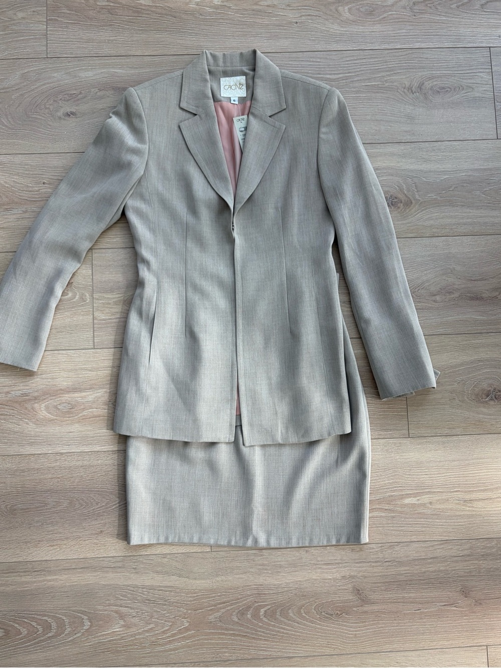 Cache Women's Creamy Beige Two-Piece Skirt Suit NWT